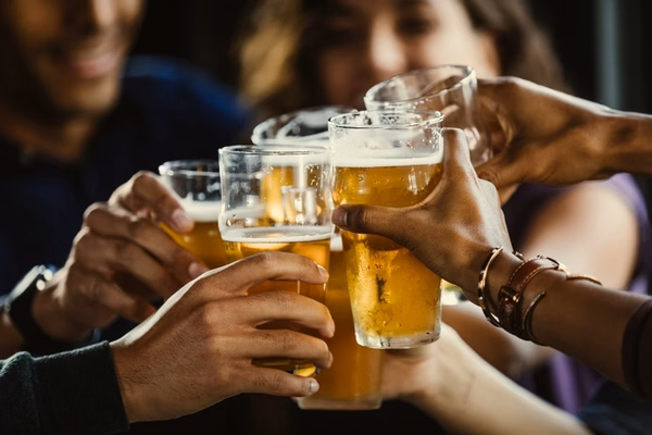 Happy Hour Cerveja Alcool Bebida 1
