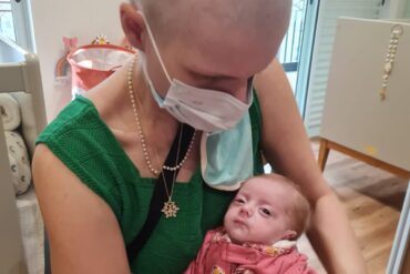 Fabiana e sara recem nascida