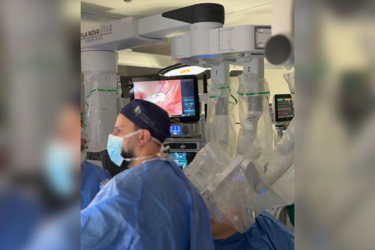 Cirurgia robotica trata caso raro de endometriose no coracao